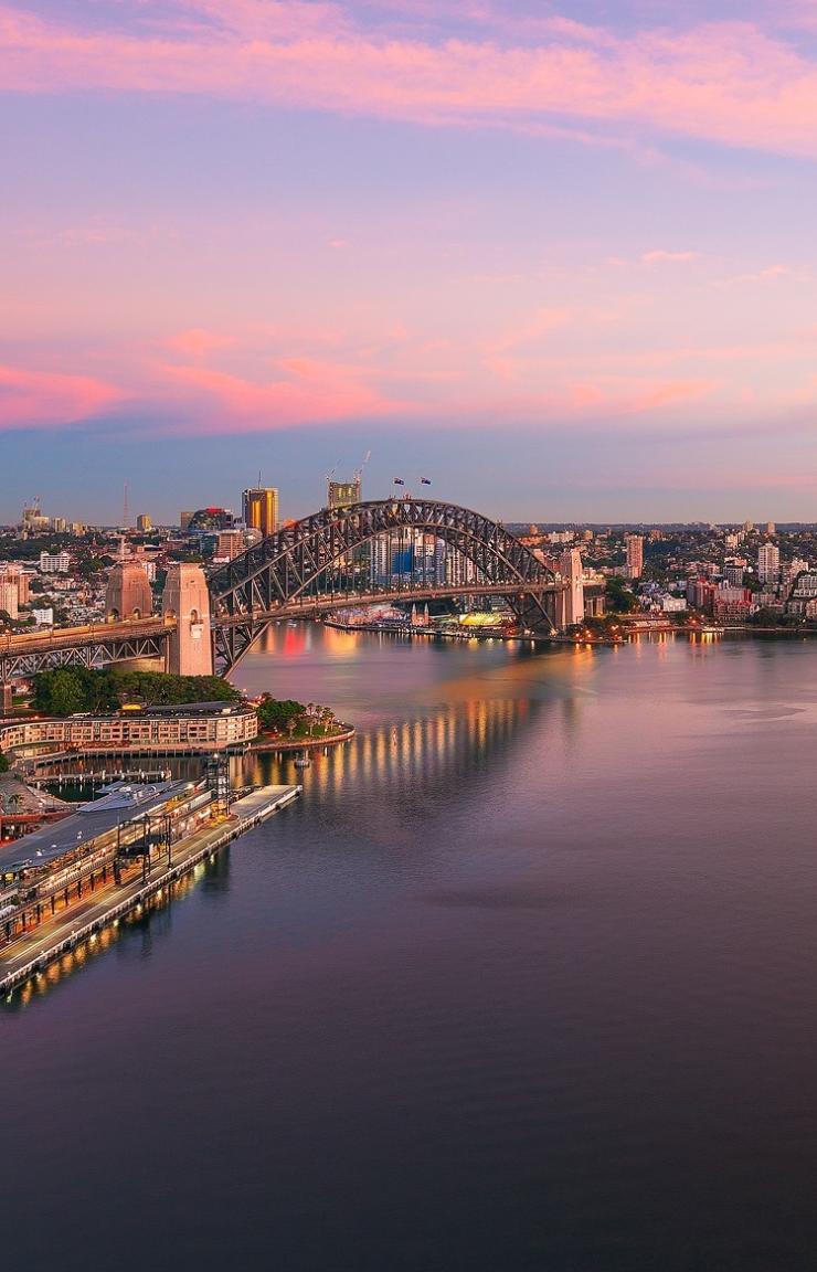 新南威尔士州,悉尼,悉尼海港和环形码头的日出 © 新南威尔士州旅游局版权所有 新南威尔士州,悉尼,悉尼海港和环形码头的日出 © 新南威尔士州旅游局版权所有