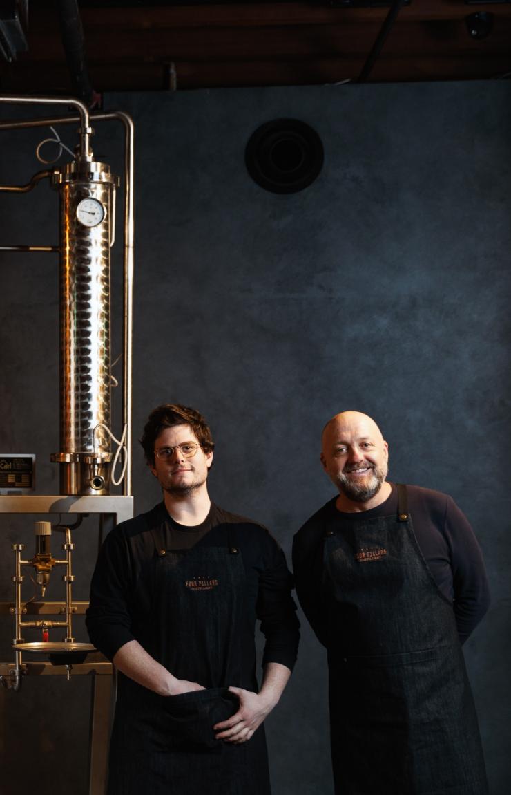 悉尼 Four Pillars 酿酒厂 - James Irvine 和 Stuart Gregor © Steven Woodburn 版权所有 悉尼 Four Pillars 酿酒厂 - James Irvine 和 Stuart Gregor © Steven Woodburn 版权所有