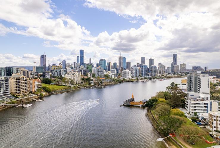 昆士兰州,布里斯班,俯瞰布里斯班河 © 澳大利亚旅游局版权所有 昆士兰州,布里斯班,俯瞰布里斯班河 © 澳大利亚旅游局版权所有