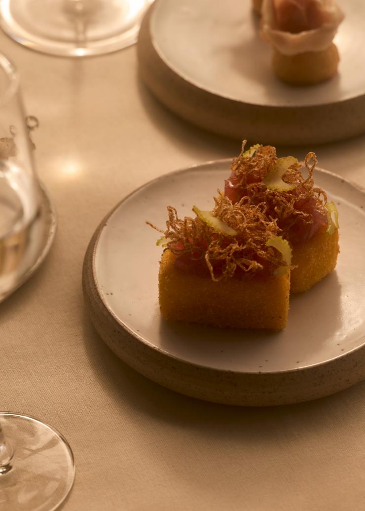 Lunetta 餐厅菜单上的一道菜肴。© Lillie Thompson 版权所有